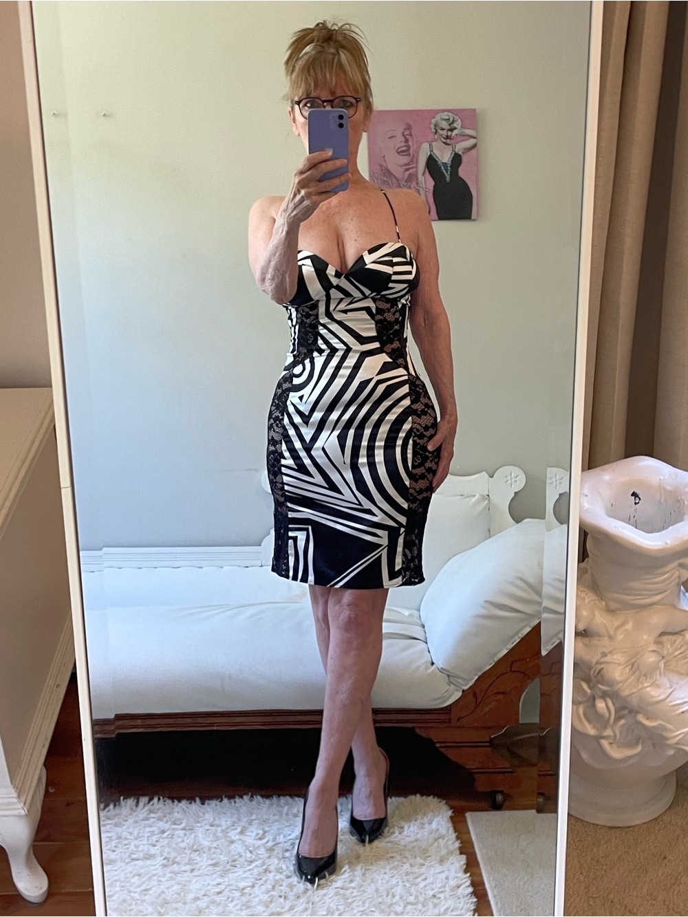 RUBBER DUCKY PRODUCTIONS GEOMETRIC DESIGN BODY CON DRESS SHEER LACE PANELS